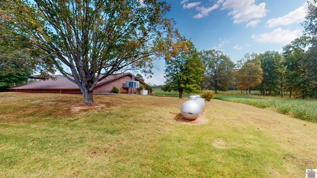 7146 Kirksey Road, Benton, KY 42025