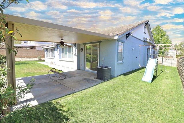 4964 Thornberry, Fontana, CA 92336
