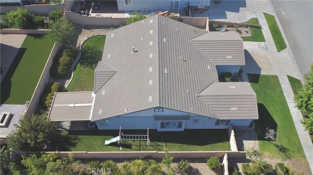 4964 Thornberry, Fontana, CA 92336