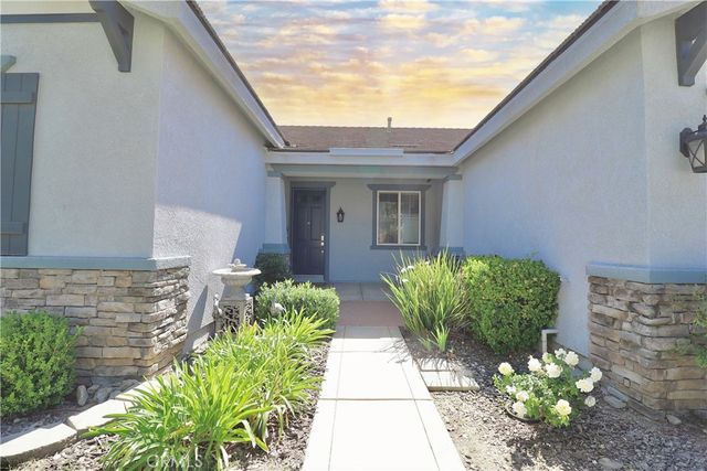 4964 Thornberry, Fontana, CA 92336