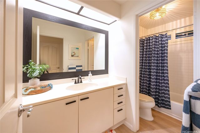95-1081 Alaoki Street, Mililani, HI 96789