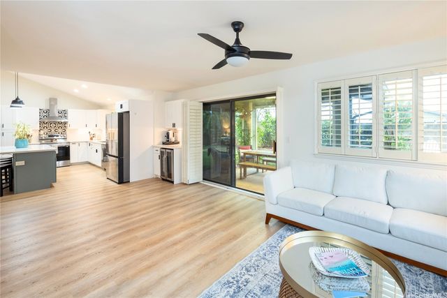 95-1081 Alaoki Street, Mililani, HI 96789