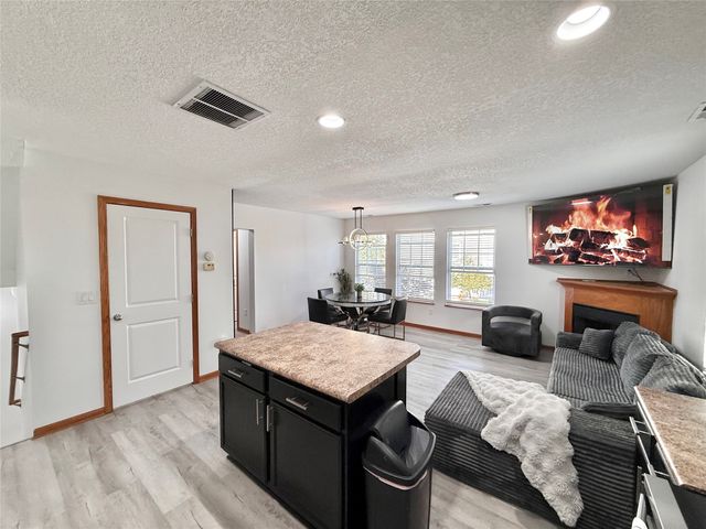 3035 SW Arlan Lane, Ankeny, IA 50023