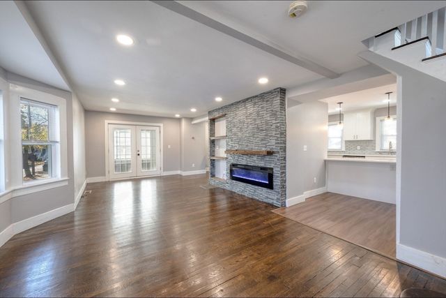28 Edgewood Circle, Quincy, MA 02169