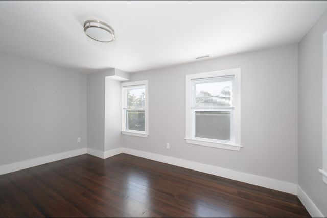 28 Edgewood Circle, Quincy, MA 02169