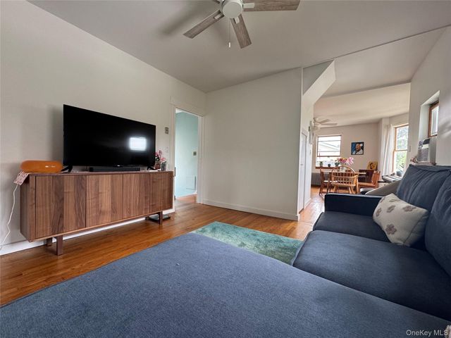12 Villard Avenue, Hastings-on-hudson, NY 10706