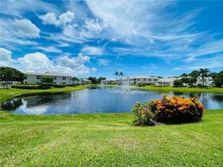 864 Tanbark DR 102, Naples, FL 34108