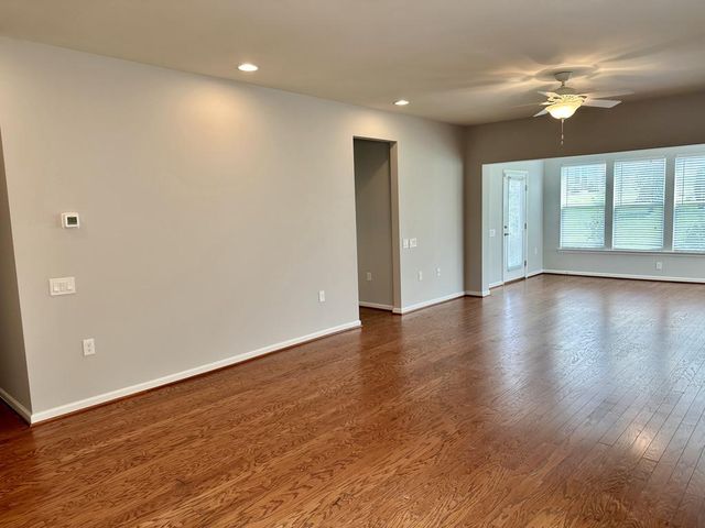 212 DENISON ST, Fredericksburg, VA 22406