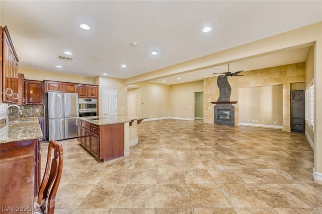 6427 Collingsworth Street, Las Vegas, NV 89131
