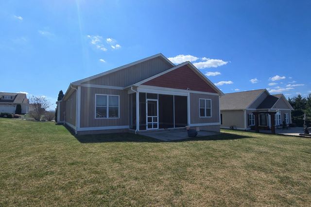 24 Luna CT, Roanoke, VA 24019