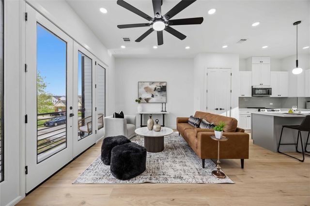 2010 - 2014 Yates Street, Houston, TX 77020