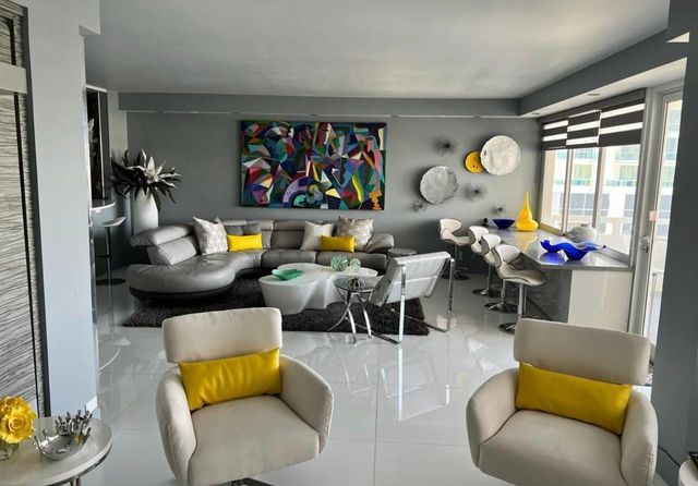 3233 NE 34th Street 717, Fort Lauderdale, FL 33308