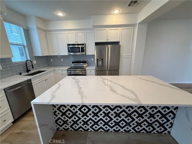 3009 E Pacific Coast, Long Beach, CA 90804