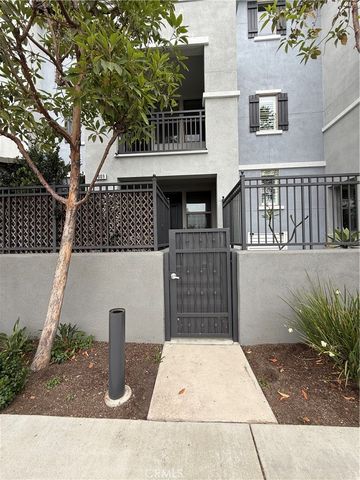 3009 E Pacific Coast, Long Beach, CA 90804