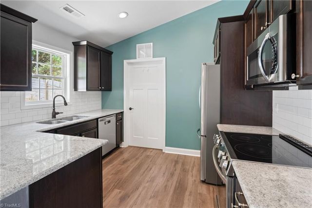 122 Fosstorall Road, King, NC 27021