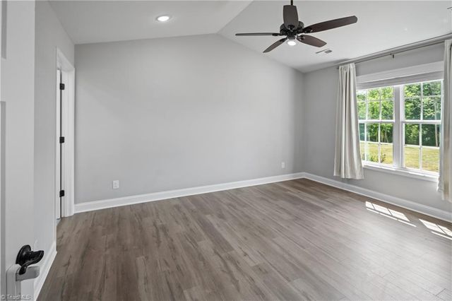 122 Fosstorall Road, King, NC 27021
