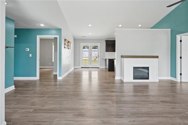 122 Fosstorall Road, King, NC 27021