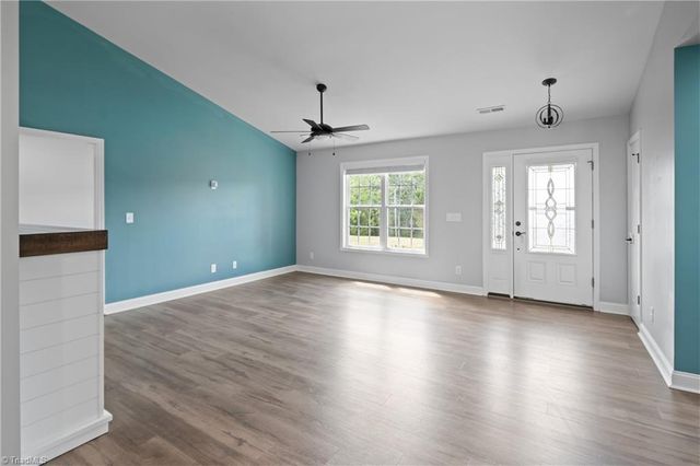 122 Fosstorall Road, King, NC 27021