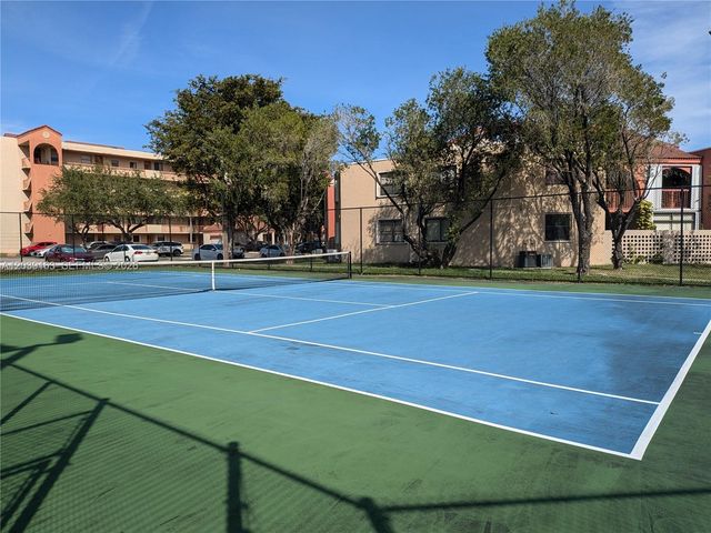 10245 NW 9th Street Circle 2109, Miami, FL 33172