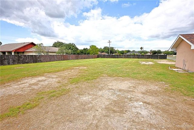 5702 E State Highway 107, Edinburg, TX 78542