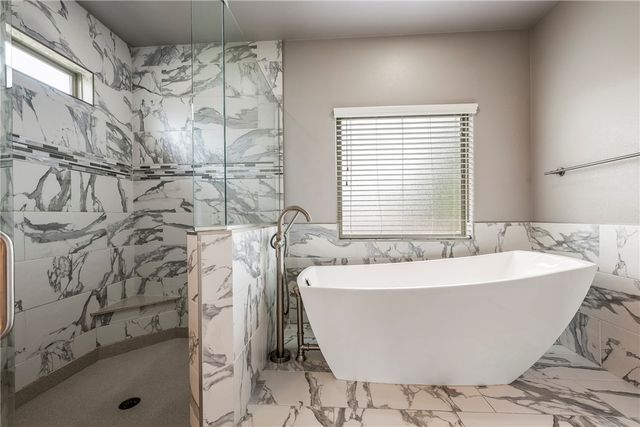 701 NE Green Creek Road, Bentonville, AR 72712