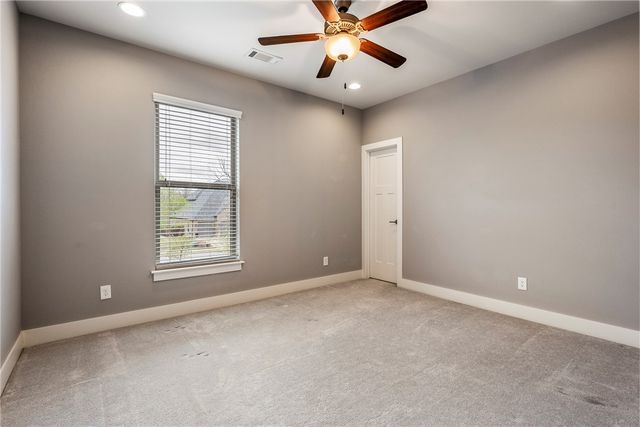 701 NE Green Creek Road, Bentonville, AR 72712