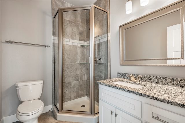 701 NE Green Creek Road, Bentonville, AR 72712