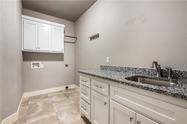 701 NE Green Creek Road, Bentonville, AR 72712