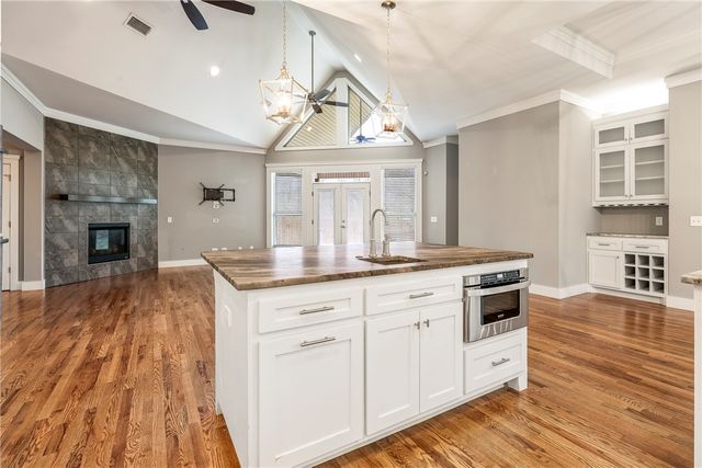701 NE Green Creek Road, Bentonville, AR 72712