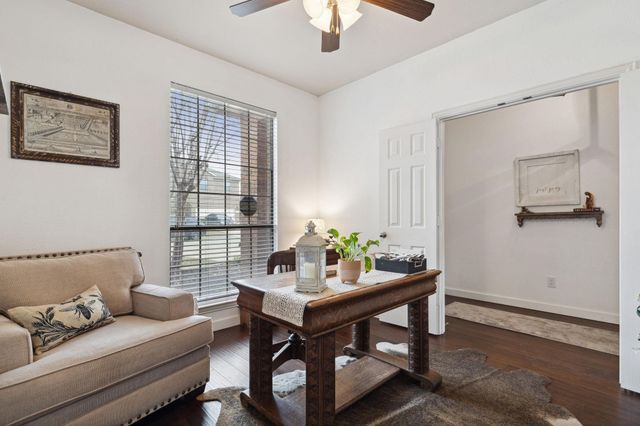 525 Braewick Drive, Fort Worth, TX 76131