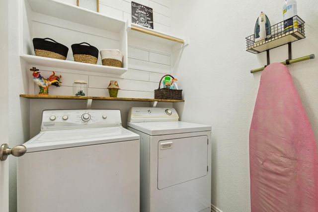 525 Braewick Drive, Fort Worth, TX 76131