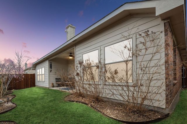 525 Braewick Drive, Fort Worth, TX 76131