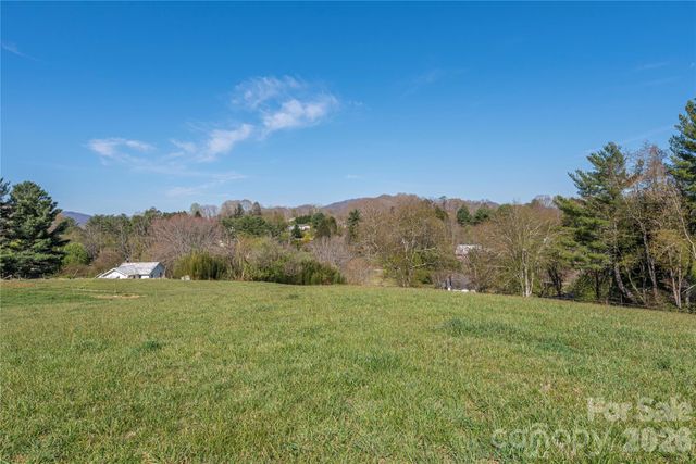 284 Woodland Church Road, Clyde, NC 28721