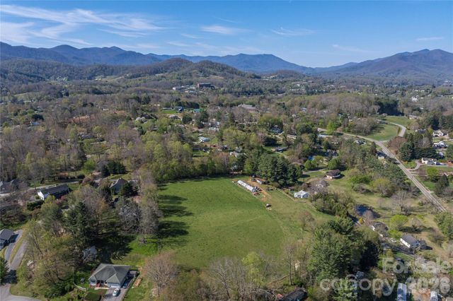 284 Woodland Church Road, Clyde, NC 28721