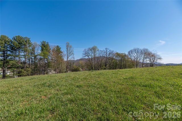 284 Woodland Church Road, Clyde, NC 28721