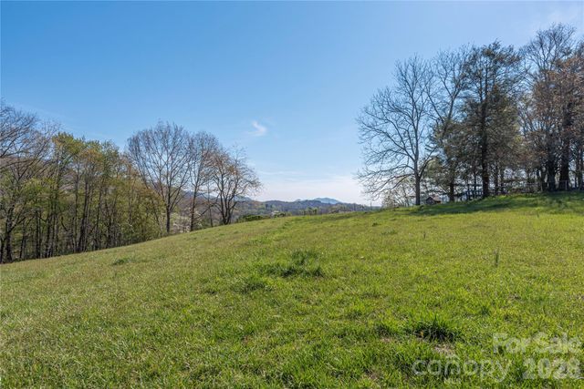 284 Woodland Church Road, Clyde, NC 28721