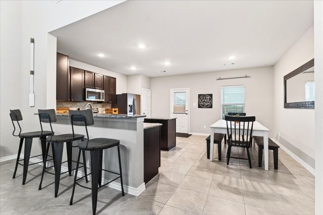 313 Countryside Drive, Aubrey, TX 76227