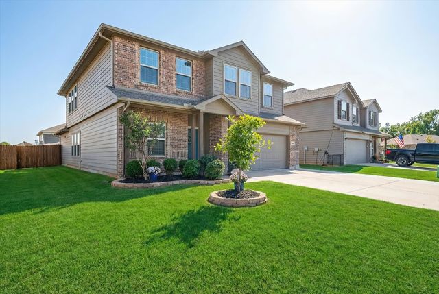 313 Countryside Drive, Aubrey, TX 76227