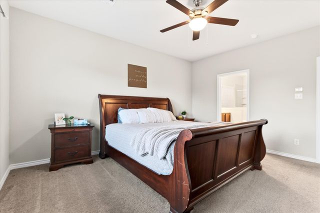 313 Countryside Drive, Aubrey, TX 76227