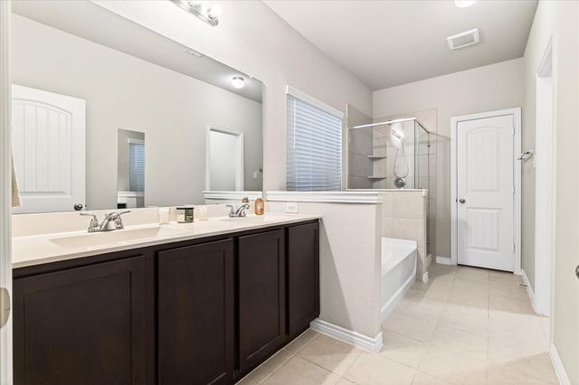 313 Countryside Drive, Aubrey, TX 76227