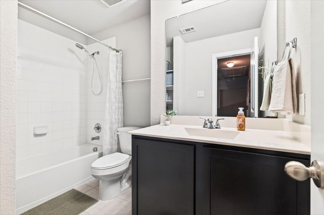 313 Countryside Drive, Aubrey, TX 76227