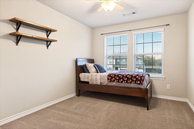 313 Countryside Drive, Aubrey, TX 76227