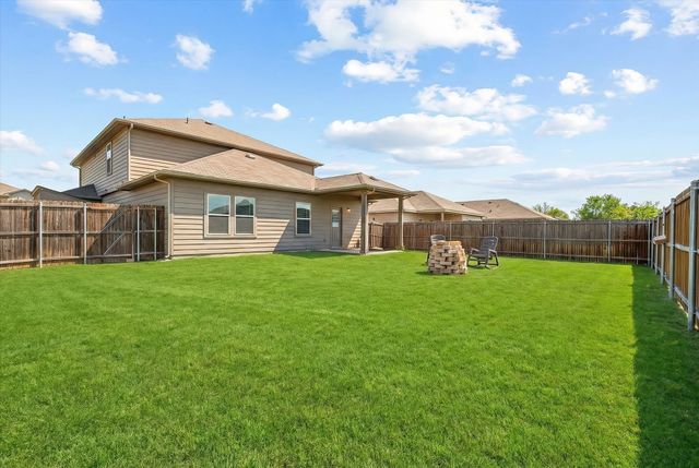 313 Countryside Drive, Aubrey, TX 76227