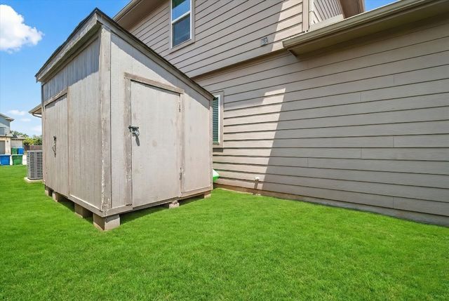 313 Countryside Drive, Aubrey, TX 76227