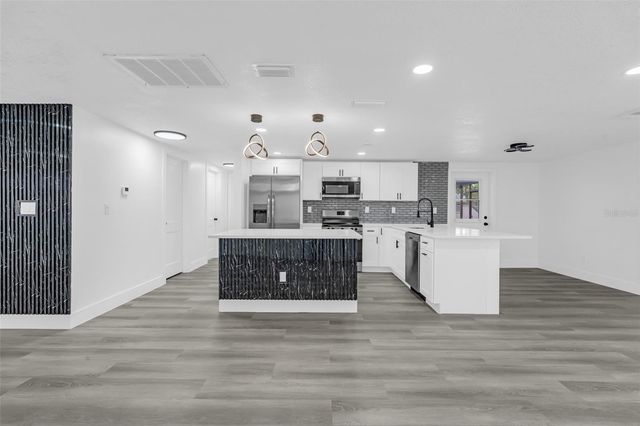 3325 DARLINGTON ROAD, Holiday, FL 34691