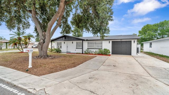 3325 DARLINGTON ROAD, Holiday, FL 34691