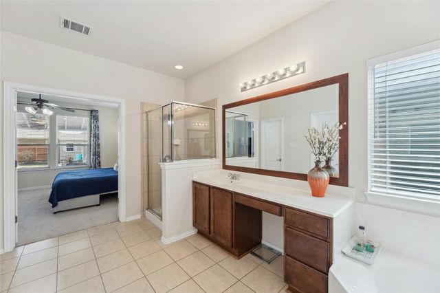 1004 Wallin Farms CV, Hutto, TX 78634