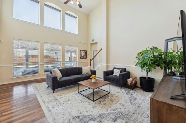 1004 Wallin Farms CV, Hutto, TX 78634