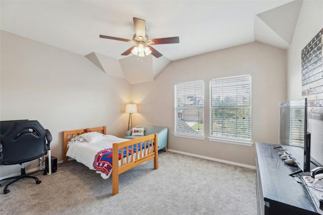 1004 Wallin Farms CV, Hutto, TX 78634