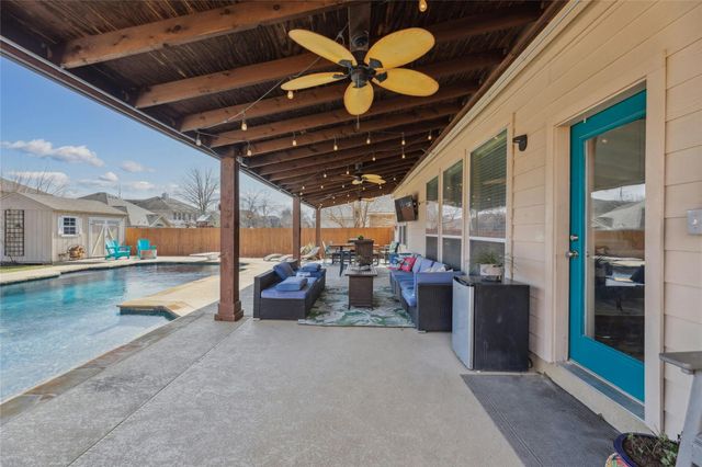 1004 Wallin Farms CV, Hutto, TX 78634